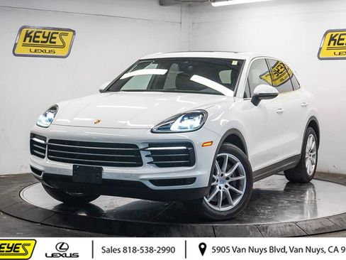 Used 2022 Porsche Cayenne image 1