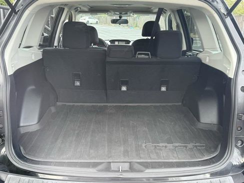 Used 2017 Subaru Forester 2.5i Premium w/ All-Weather Package image 17