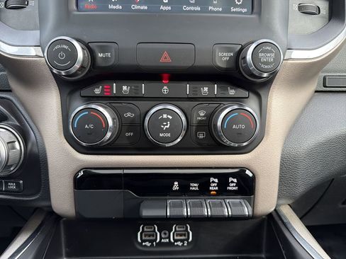 Used 2020 RAM 1500 Laramie image 26