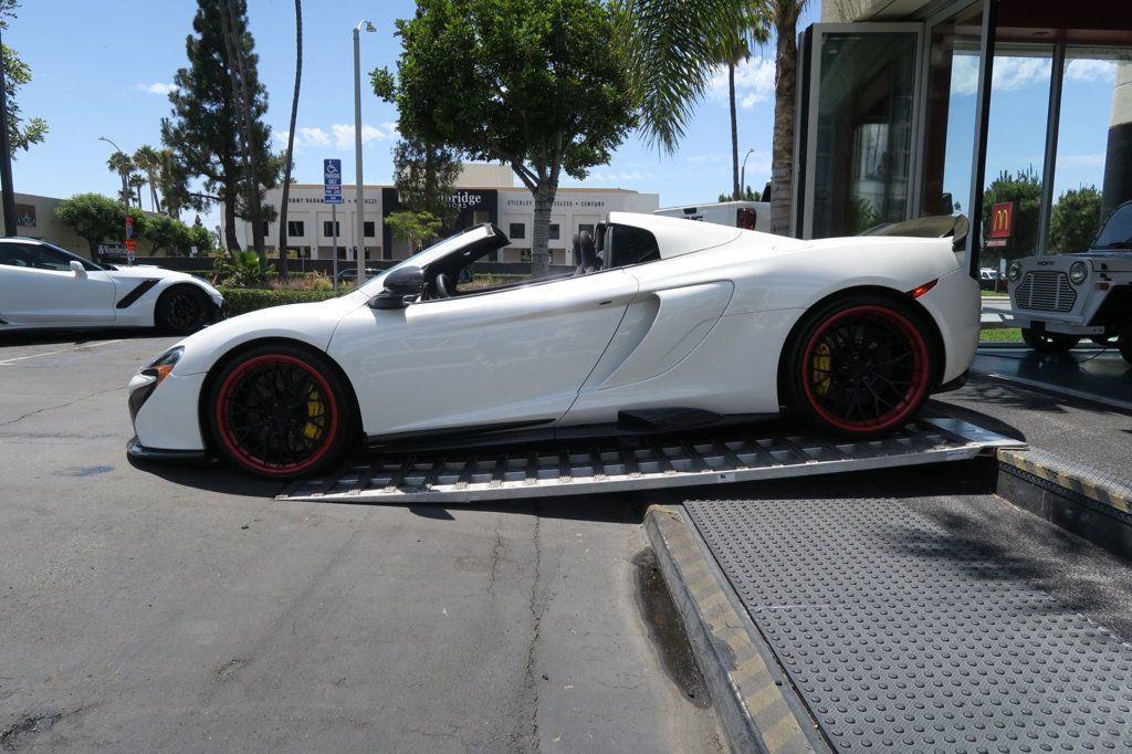 Used 2015 McLaren 650S Spider RWD image 5