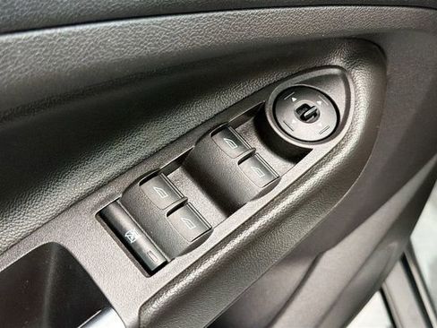 Used 2013 Ford Escape SE image 15