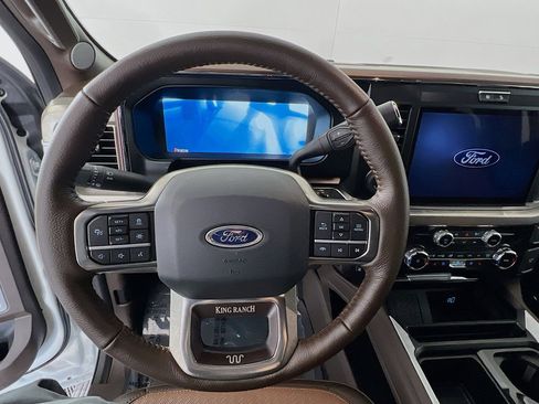 New 2025 Ford F250 King Ranch w/ FX4 Off-Road Package image 8