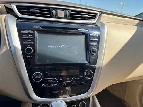 Used 2015 Nissan Murano Platinum AWD/4WD image 16