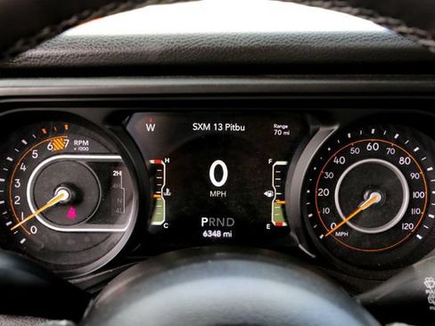 Used 2025 Jeep Wrangler Unlimited Sport AWD/4WD image 15