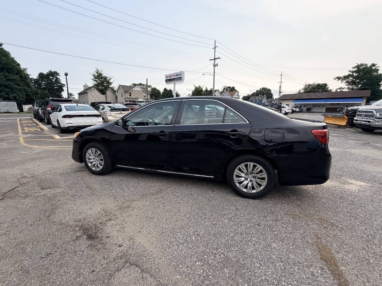 Used 2012 Toyota Camry LE FWD image 24