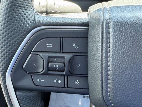 Used 2025 Toyota Tundra Limited AWD/4WD image 20