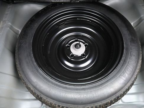 Used 2023 Honda HR-V Sport image 23