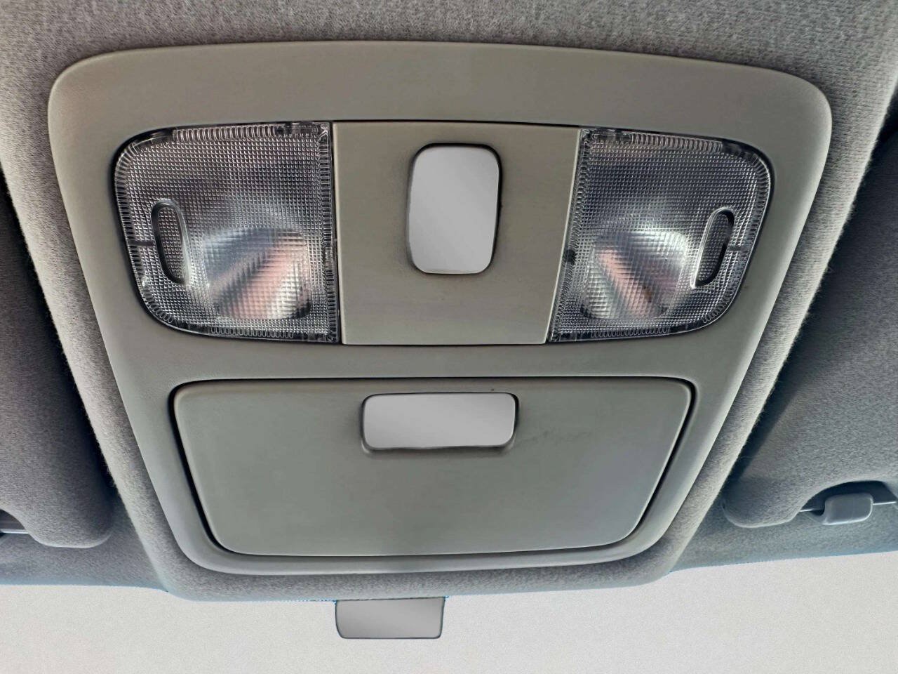 Used 2002 Toyota Camry SE FWD image 29