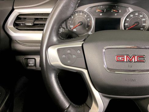 Used 2021 GMC Acadia SLT w/ LPO, Adventure Package AWD/4WD image 16