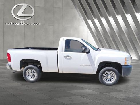Used 2013 Chevrolet Silverado 1500 W/T RWD image 4