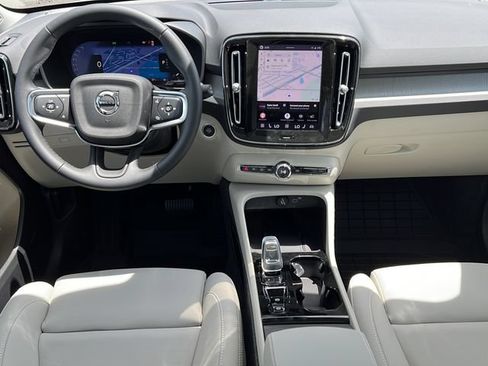 New 2026 Volvo XC40 B5 Plus w/ Protection Package Premier AWD/4WD image 10