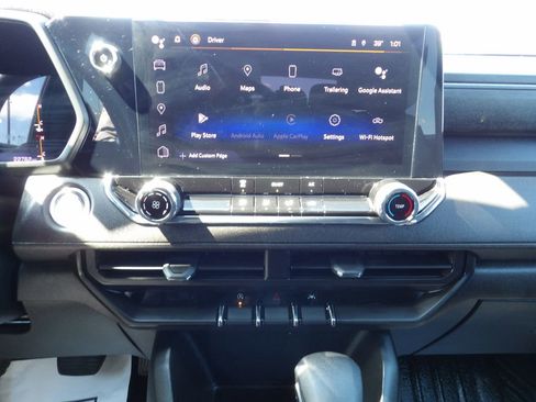 Used 2023 Chevrolet Colorado W/T image 23