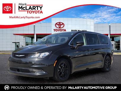 Used 2022 Chrysler Voyager LX