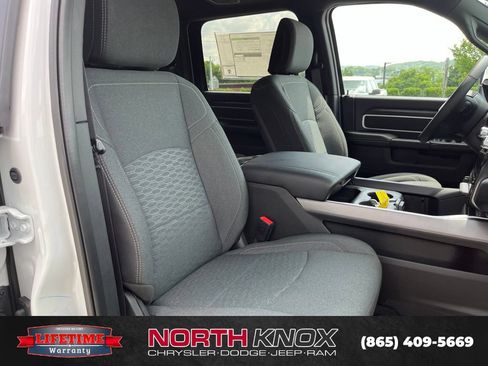 New 2026 RAM 2500 Big Horn AWD/4WD image 26