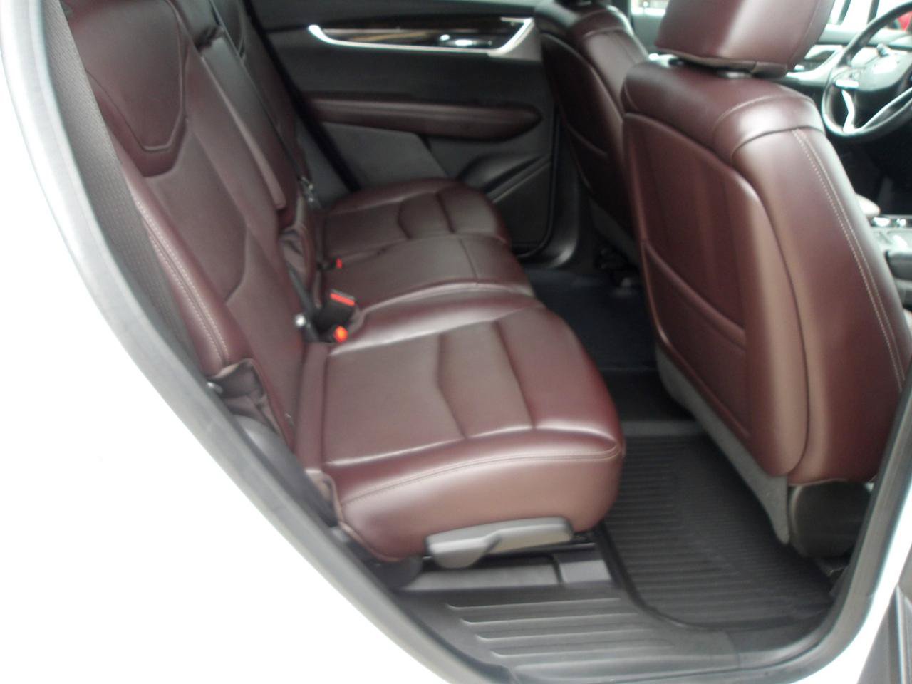 Used 2021 Cadillac XT6 Premium Luxury FWD image 8
