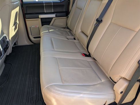 Used 2021 Ford F250 Lariat w/ Lariat Ultimate Package image 18