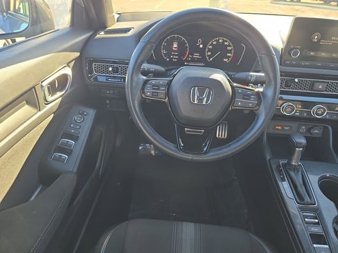 Used 2022 Honda Civic Sport image 12
