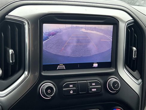 Used 2021 Chevrolet Silverado 1500 RST image 19