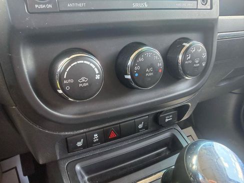 Used 2017 Jeep Patriot High Altitude AWD/4WD image 20