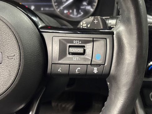 Used 2021 Nissan Rogue SL w/ Premium Package image 23