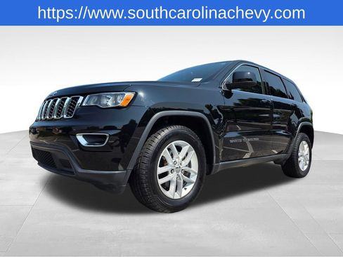 Used 2017 Jeep Grand Cherokee Laredo w/ Quick Order Package 23E AWD/4WD image 38