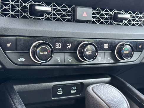 Used 2023 Honda Accord EX image 19