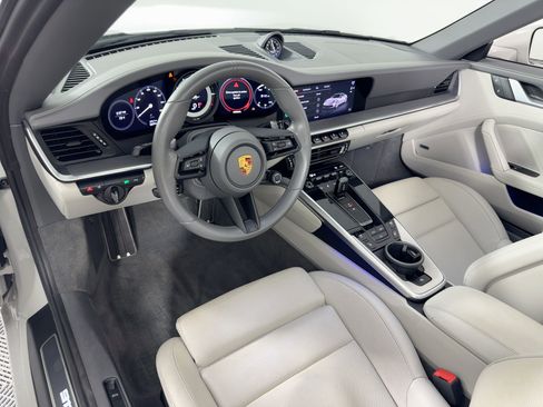 Certified 2022 Porsche 911 Carrera S image 4