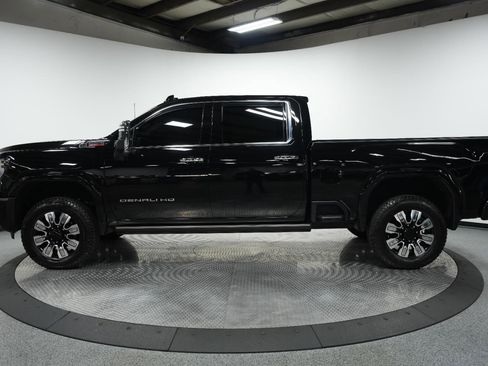 Used 2025 GMC Sierra 2500 Denali w/ Denali Reserve Package image 6