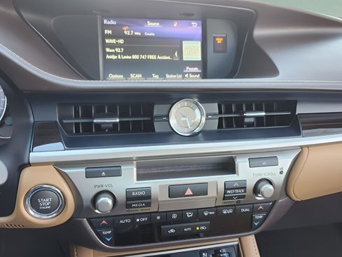 Used 2018 Lexus ES 350 image 23