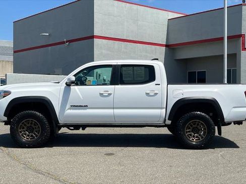 Certified 2023 Toyota Tacoma 4x4 Double Cab w/ Trail Edition image 9