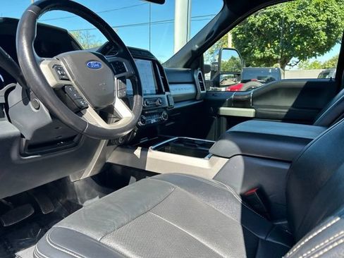 Used 2022 Ford F250 Lariat w/ Lariat Ultimate Package AWD/4WD image 20