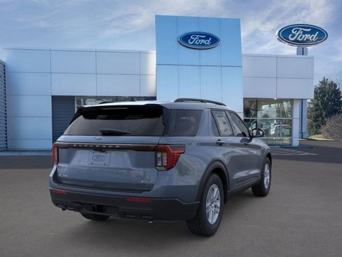 New 2026 Ford Explorer Active image 8