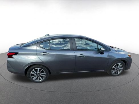 Used 2025 Nissan Versa SV image 16