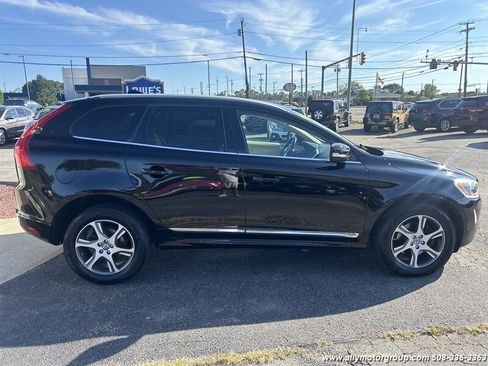 Used 2015 Volvo XC60 T6 image 7
