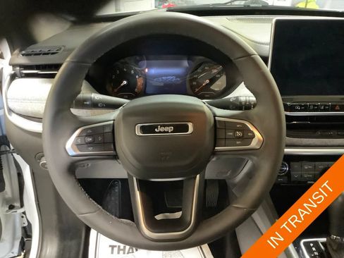 Used 2023 Jeep Compass Latitude w/ Convenience Group AWD/4WD image 20