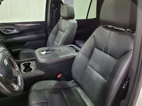 Used 2022 Chevrolet Tahoe RST w/ Luxury Package image 39