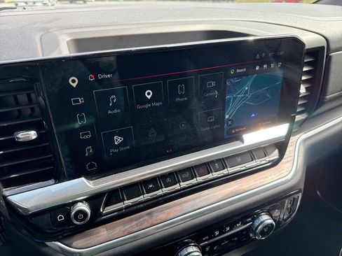 Used 2025 GMC Sierra 1500 SLT AWD/4WD image 7