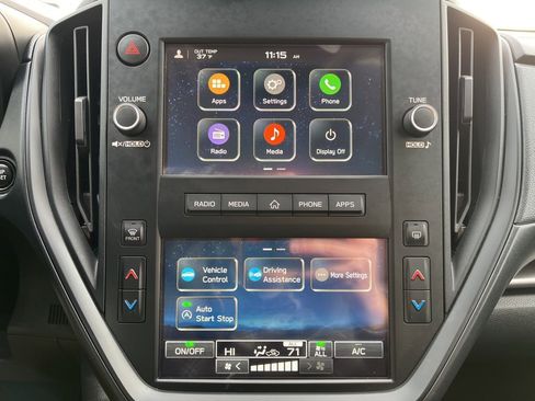 Certified 2025 Subaru Impreza 2.0i image 17