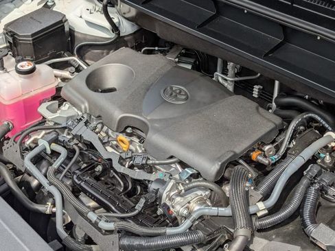 Used 2024 Toyota Highlander Platinum AWD/4WD image 45