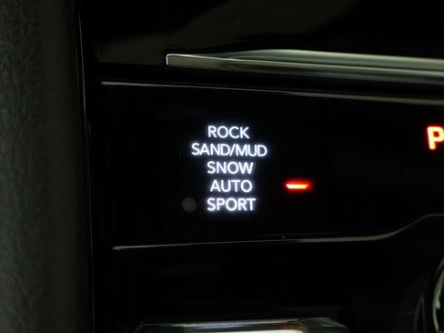 Used 2024 Jeep Grand Cherokee L Overland w/ Advanced Protech Group III AWD/4WD image 63