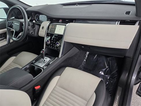 Certified 2023 Land Rover Discovery Sport SE R-Dynamic image 18
