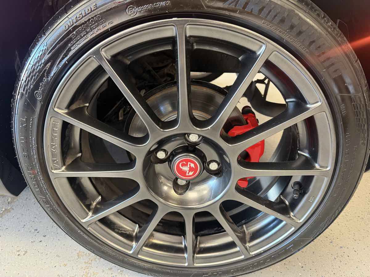 Used 2015 FIAT 500 Abarth FWD image 21