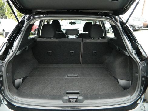 Used 2018 Nissan Rogue Sport SV w/ SV Technology Package image 10