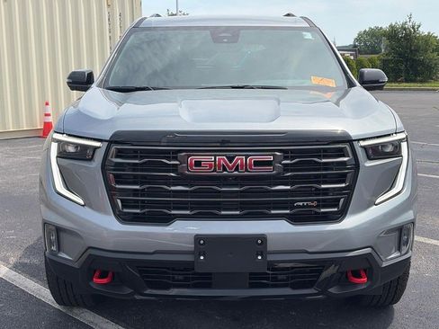 Used 2026 GMC Acadia AT4 w/ Luxury Package AWD/4WD image 2