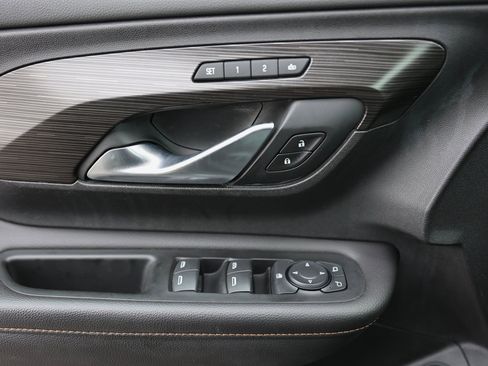 Used 2019 GMC Terrain SLT w/ Preferred Package image 35