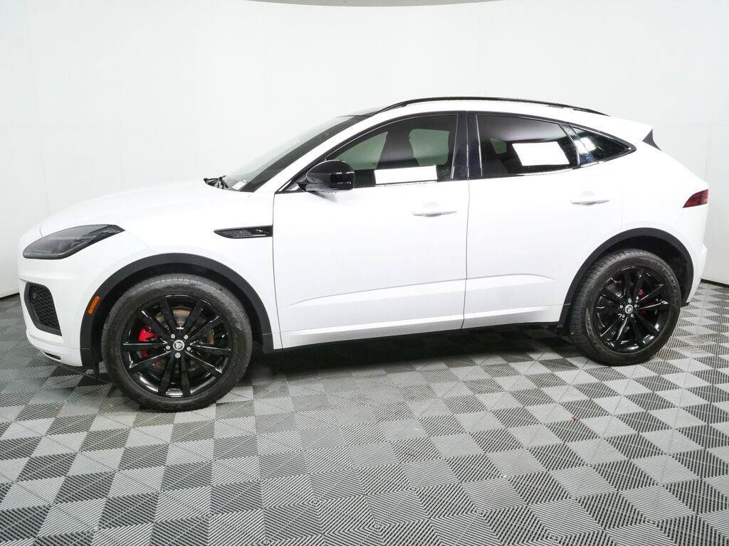 Used 2024 Jaguar E-PACE R-Dynamic SE AWD/4WD image 2