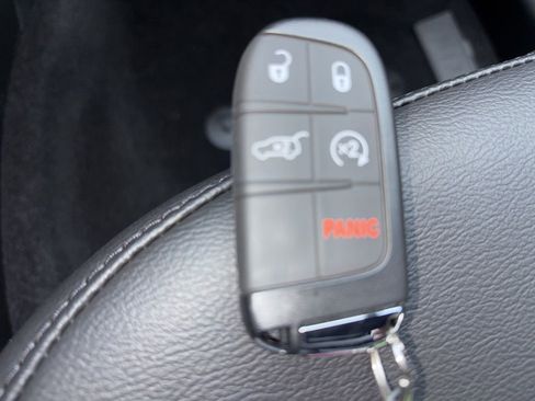 New 2026 Jeep Compass Limited image 25