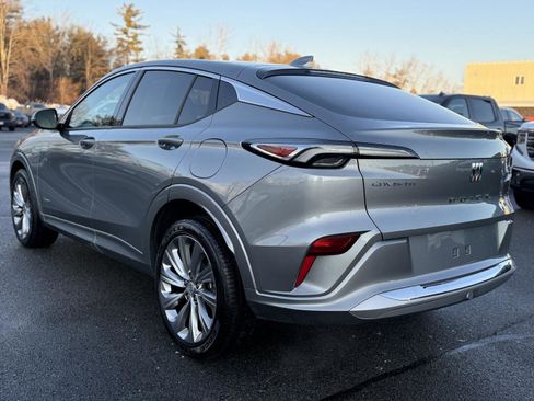 Certified 2024 Buick Envista Avenir image 7