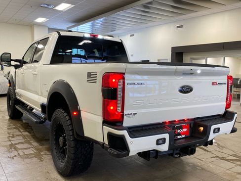 New 2026 Ford F250 Lariat w/ Black Appearance Package image 5