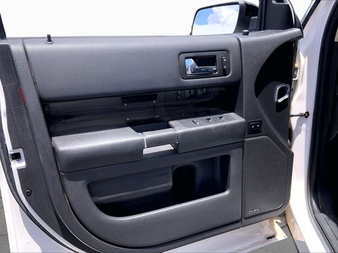 Used 2018 Ford Flex SEL w/ Equipment Group 202A FWD image 22